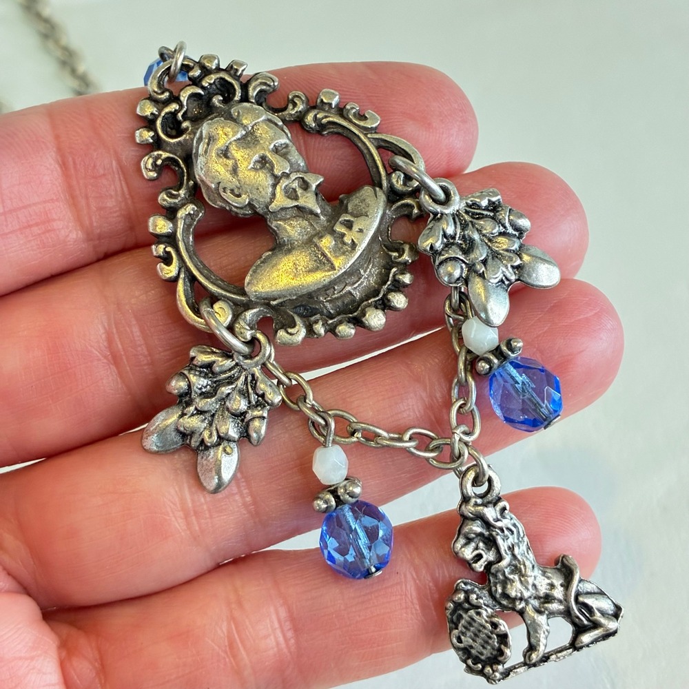 Vintage German Oktoberfest Lion Necklace Rhinestone Wiesnperle Blue Silver Tone